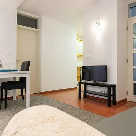 Flh Comfortable Flat Near Marques Apartment Lisbon